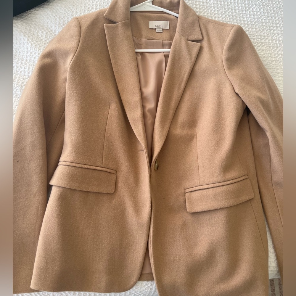 Camel Ann Taylor Loft Blazer